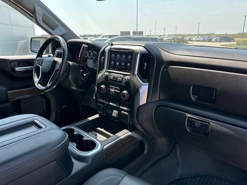 Used 2020 Chevrolet Silverado 1500 RST AWD/4WD image 35