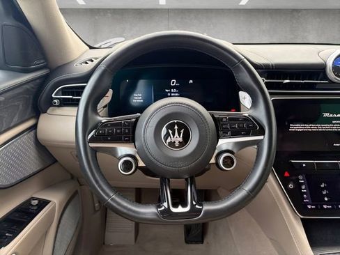Used 2023 Maserati Grecale GT image 21