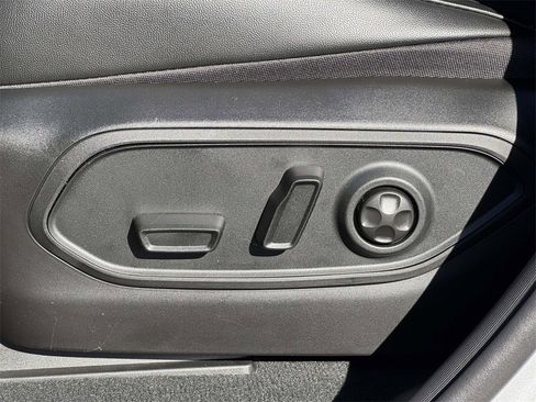 New 2025 Jeep Grand Cherokee 4WD image 29