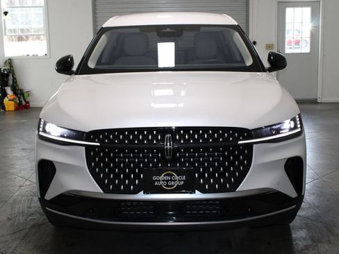 New 2026 Lincoln Nautilus Premier image 54