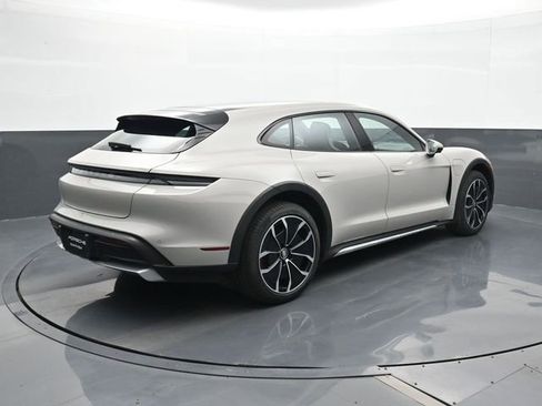 Certified 2023 Porsche Taycan 4S w/ Sport Chrono Package AWD/4WD image 21