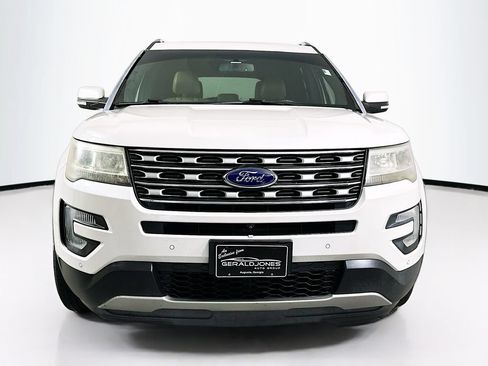Used 2017 Ford Explorer Limited FWD image 5
