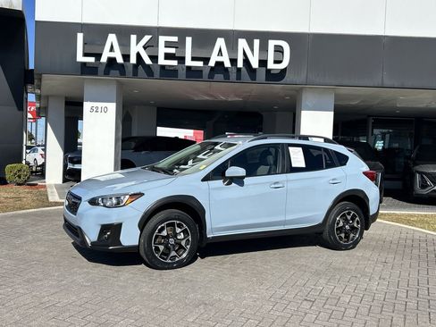 Used 2018 Subaru Crosstrek 2.0i Premium w/ Eyesight System image 2