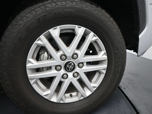 Used 2024 Toyota Tundra SR5 w/ SR5 Premium Package AWD/4WD image 11