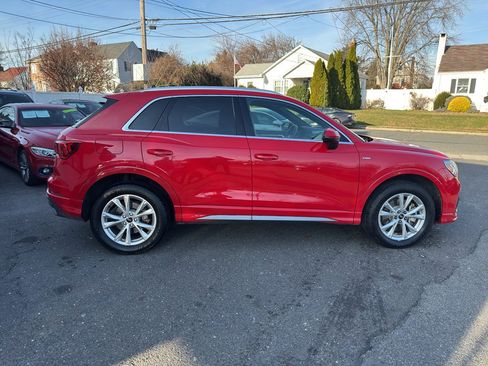 Used 2023 Audi Q3 2.0T Premium image 11