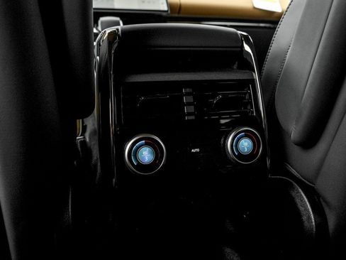 New 2025 Land Rover Range Rover Sport Dynamic SE image 18