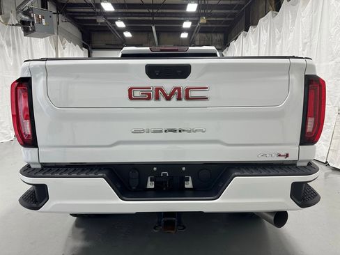 Used 2022 GMC Sierra 2500 AT4 image 6