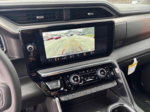 Used 2025 GMC Sierra 1500 Denali w/ Denali Reserve Package image 18