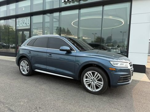 Used 2018 Audi Q5 2.0T Premium Plus AWD/4WD image 2