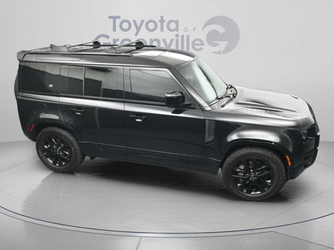 Used 2023 Land Rover Defender 110 X-Dynamic SE AWD/4WD image 20