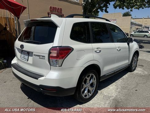 Used 2017 Subaru Forester 2.5i Touring AWD/4WD image 9