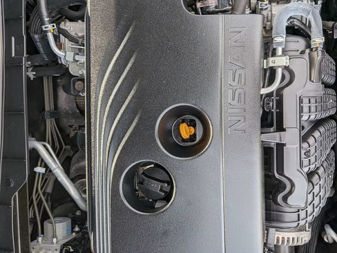 Used 2019 Nissan Altima 2.5 SR FWD image 13