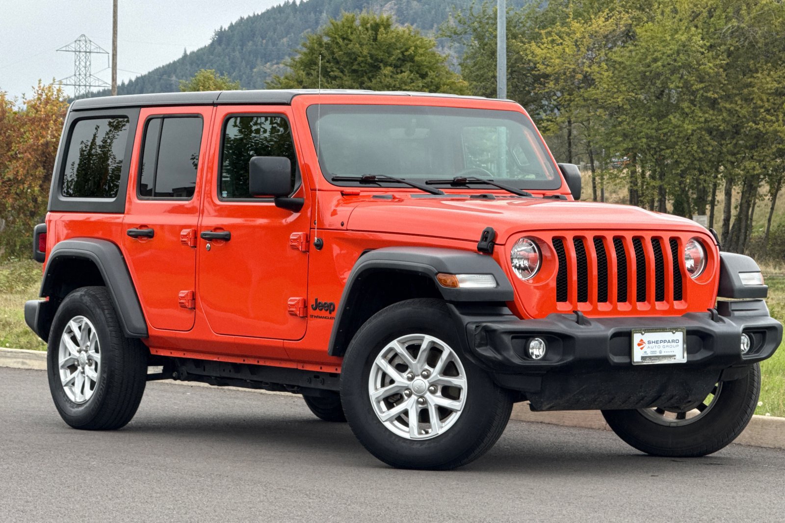 Used 2023 Jeep Wrangler Unlimited Sport AWD/4WD image 1