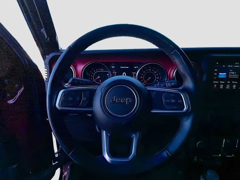 Used 2021 Jeep Wrangler Unlimited Rubicon w/ Safety Group image 37