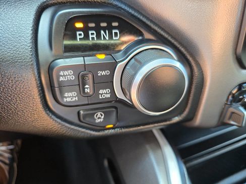 Used 2020 RAM 1500 Big Horn AWD/4WD image 22