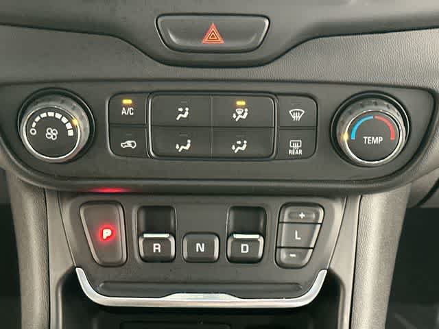 Used 2019 GMC Terrain SLE FWD image 14