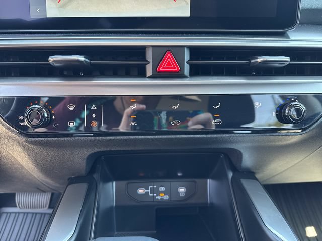 New 2026 Kia Sorento LX FWD image 28