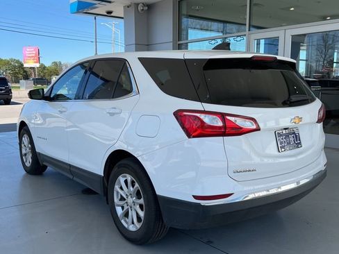 Used 2020 Chevrolet Equinox LT image 3