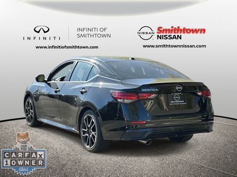 Used 2024 Nissan Sentra SR w/ SR Premium Package FWD image 11