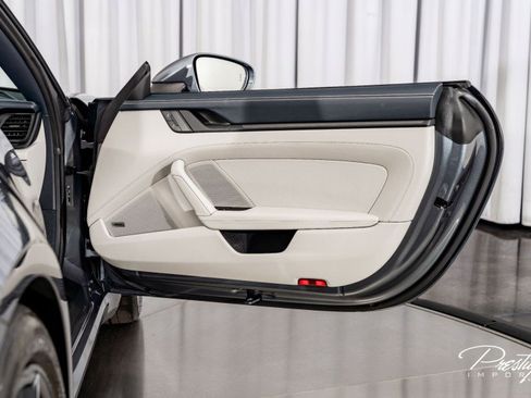 Used 2025 Porsche 911 Carrera GTS image 38