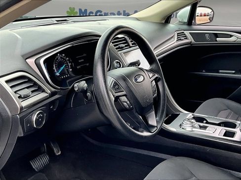 Used 2020 Ford Fusion SE AWD/4WD image 20