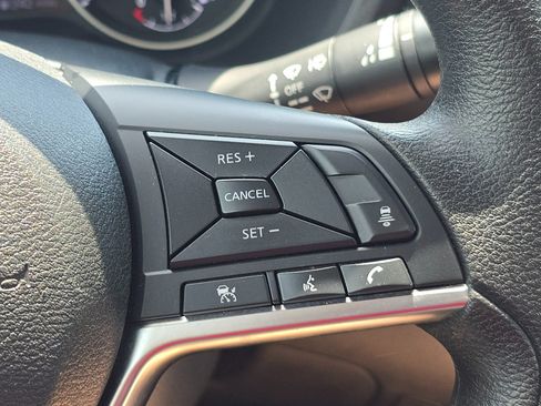 Used 2024 Nissan Sentra SV FWD image 21