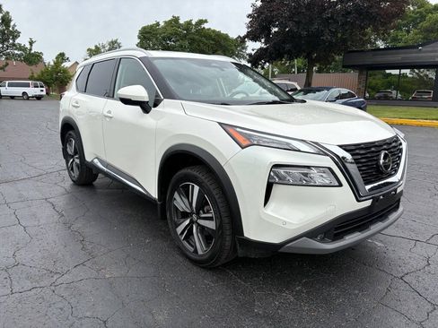 Used 2021 Nissan Rogue SL w/ Premium Package AWD/4WD image 3
