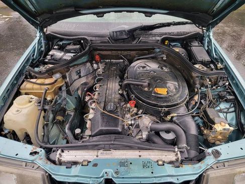 Used 1991 Mercedes-Benz 300 E 3.0 image 22