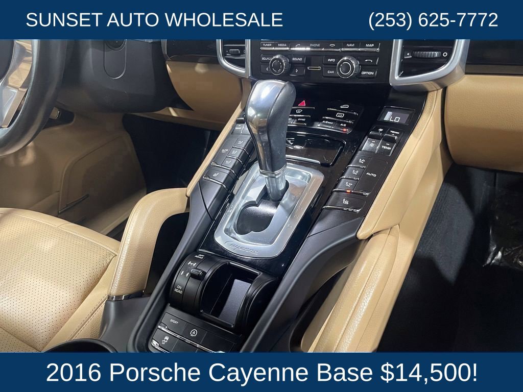 Used 2016 Porsche Cayenne AWD/4WD image 24
