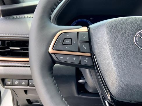 Used 2026 Toyota Grand Highlander AWD Hybrid image 23