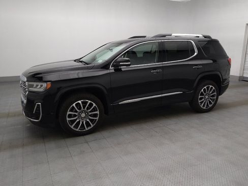 Used 2022 GMC Acadia Denali w/ Denali Ultimate Package FWD image 2