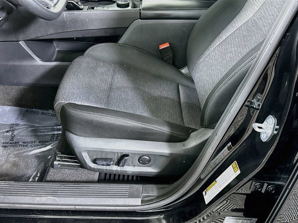 Certified 2023 Nissan Rogue SV AWD/4WD image 23