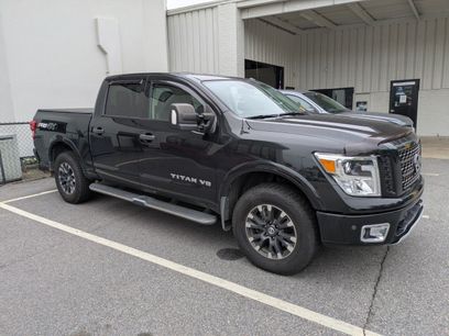Used 2019 Nissan Titan PRO-4X w/ Pro-4x Convenience Package