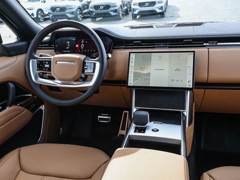 New 2026 Land Rover Range Rover SE image 23