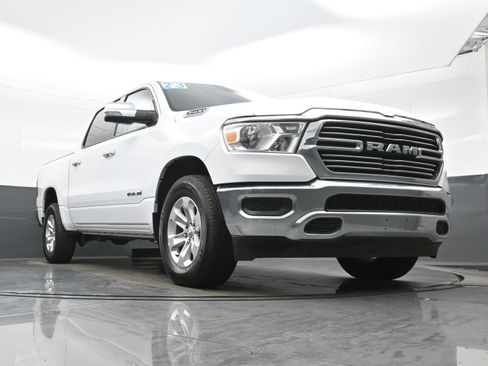 Used 2023 RAM 1500 Laramie AWD/4WD image 31