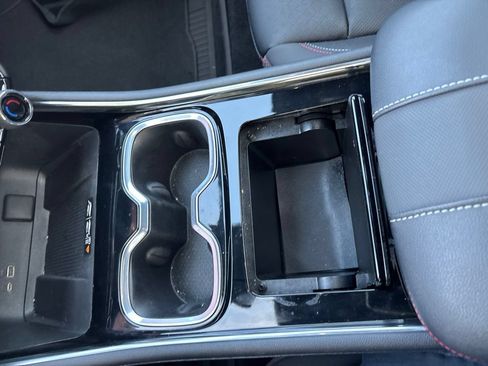 Used 2024 Chevrolet Traverse RS w/ LPO, Floor Liner Package FWD image 20