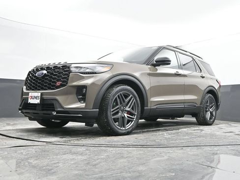 New 2026 Ford Explorer ST w/ Sun And Sound Package AWD/4WD image 67