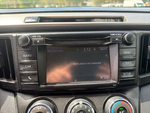 Used 2017 Toyota RAV4 LE w/ All Weather Liner Package AWD/4WD image 26