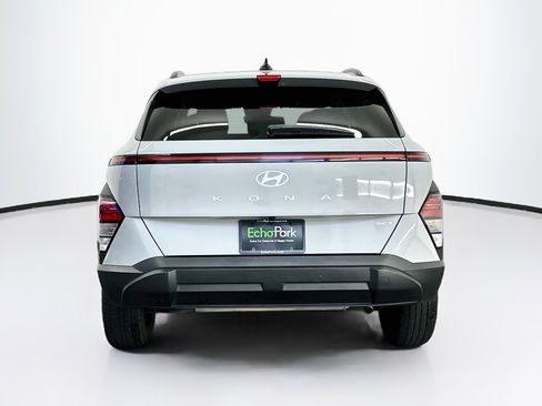 Used 2025 Hyundai Kona SEL AWD/4WD image 7