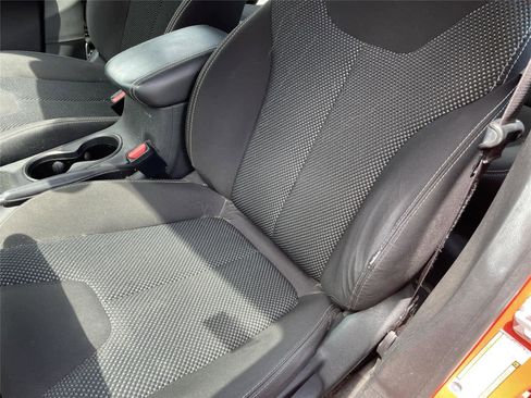 Used 2015 Dodge Dart SXT w/ Rallye Appearance Group FWD image 9