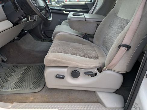 Used 2001 Ford F250 XLT RWD image 12