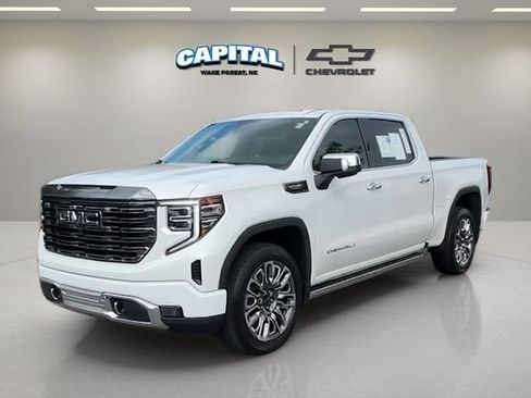 Used 2023 GMC Sierra 1500 Denali Ultimate AWD/4WD image 1