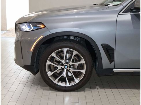 Certified 2024 BMW X5 sDrive40i w/ Premium Package RWD image 4