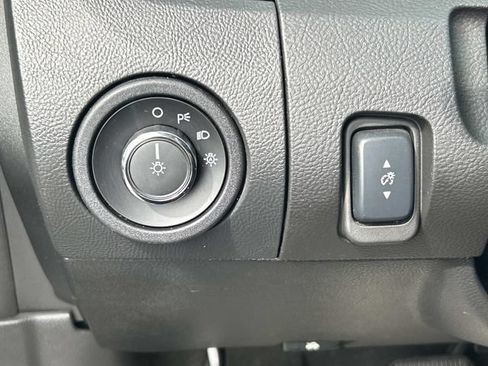 Used 2015 Ford Taurus Limited AWD/4WD image 31