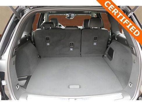 Used 2022 Jeep Grand Cherokee Overland w/ Adv Protech Group III image 16