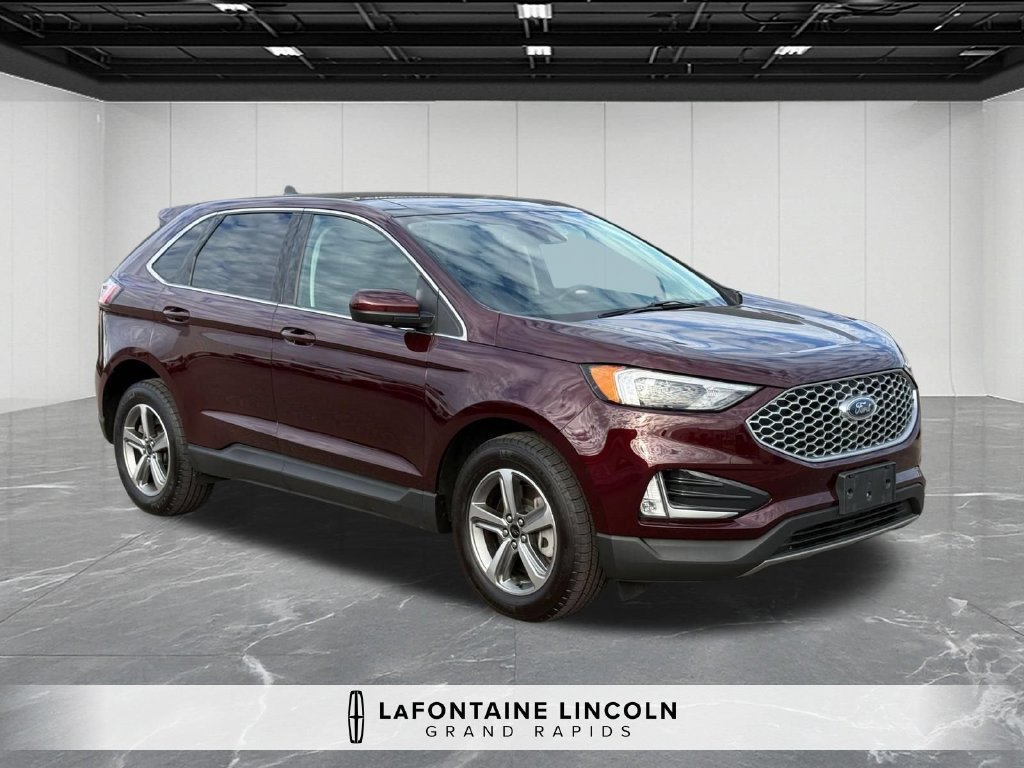 Used 2024 Ford Edge SEL w/ Convenience Package AWD/4WD image 7