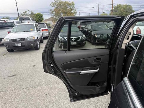 Used 2012 Ford Edge Limited w/ Driver Entry Pkg image 14