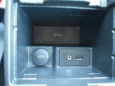 Used 2017 Ford Focus SE image 26