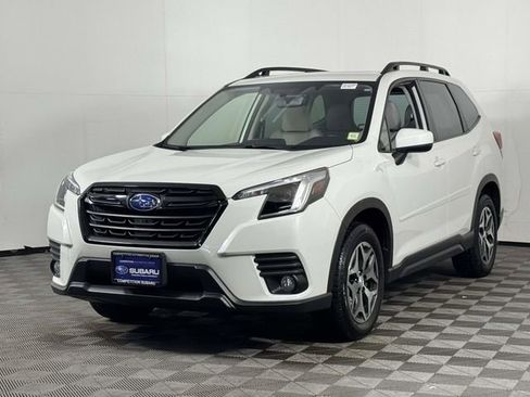 Certified 2023 Subaru Forester Premium AWD/4WD image 7