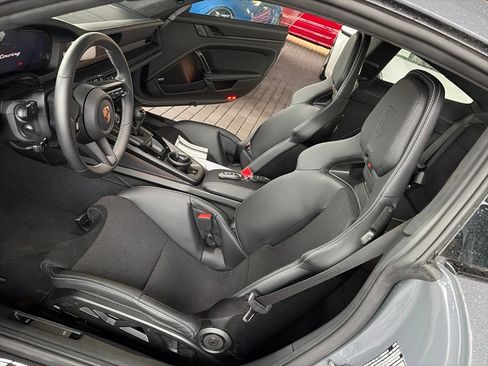 Certified 2026 Porsche 911 GT3 RWD image 3